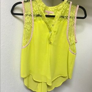 Chartreuse blouse